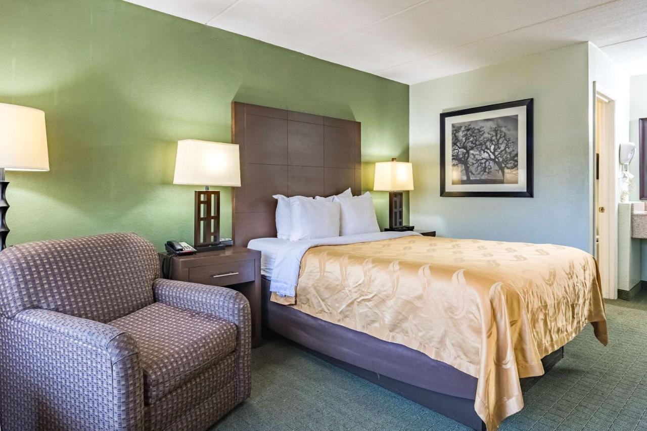 Quality Inn Columbus Near Fort Benning Экстерьер фото